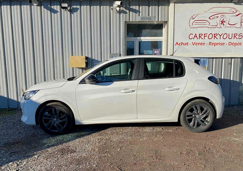 PEUGEOT 208 2022