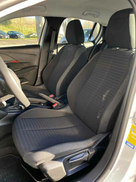 PEUGEOT 208 2022