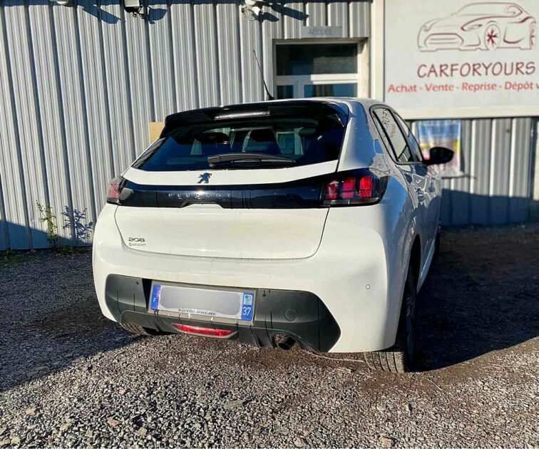 PEUGEOT 208 2022