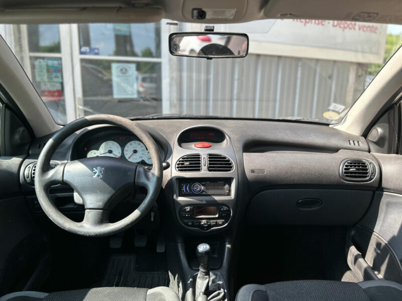 PEUGEOT 206 2006