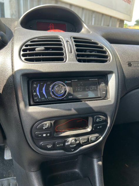 PEUGEOT 206 2006