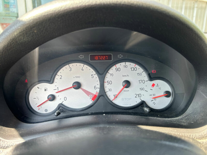 PEUGEOT 206 2006