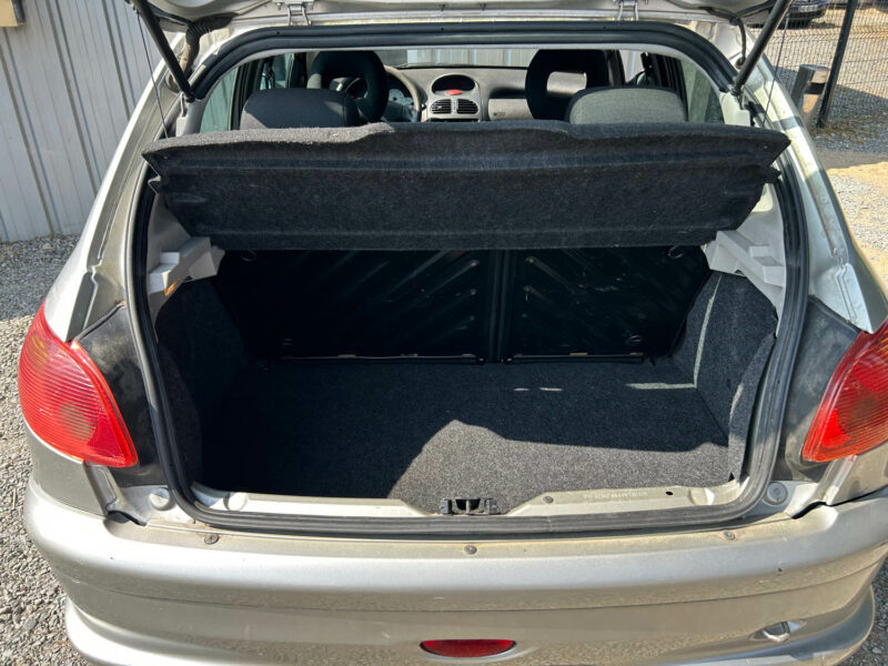 PEUGEOT 206 2006