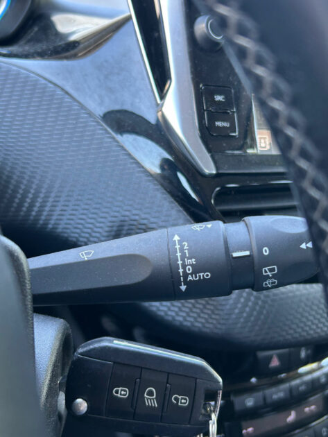 PEUGEOT 2008 2015