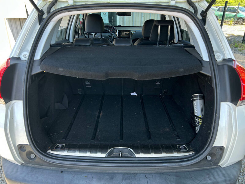 PEUGEOT 2008 2015