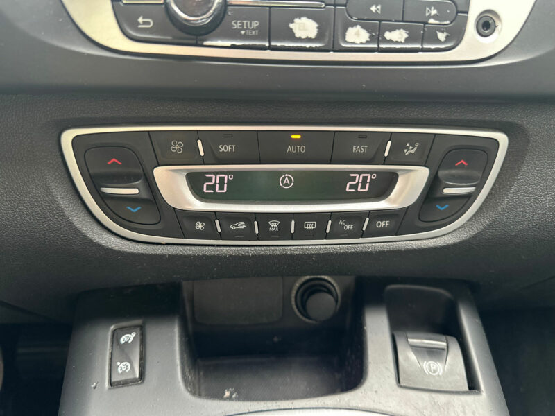 RENAULT MEGANE SCENIC 2012