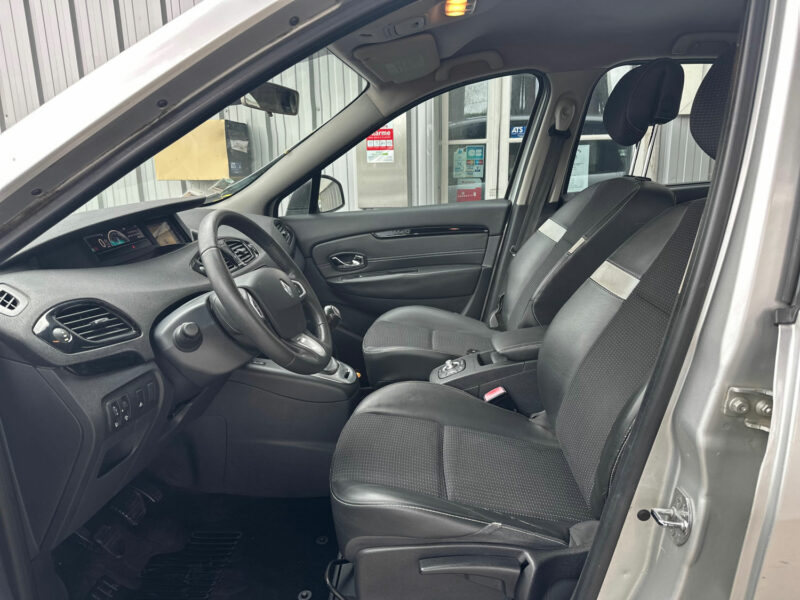 RENAULT MEGANE SCENIC 2012
