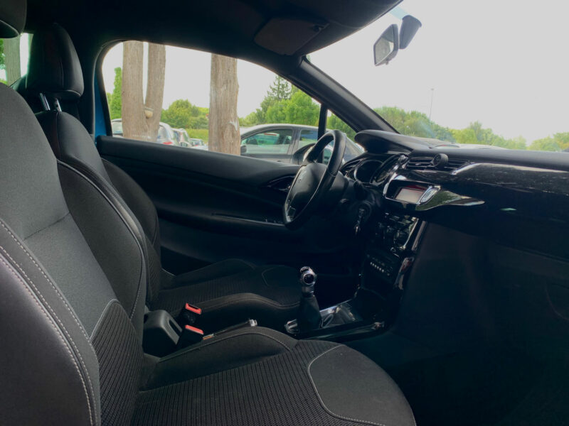 CITROEN DS3 2012
