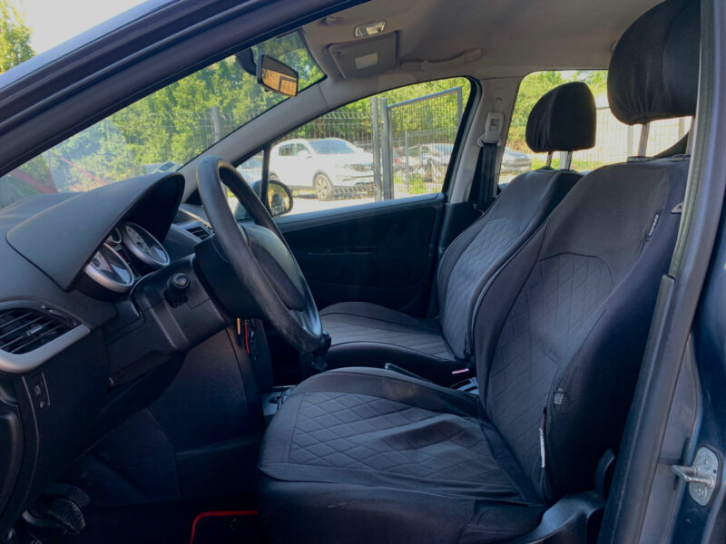 PEUGEOT 207 2006
