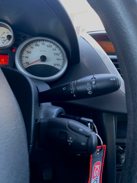 PEUGEOT 207 2006