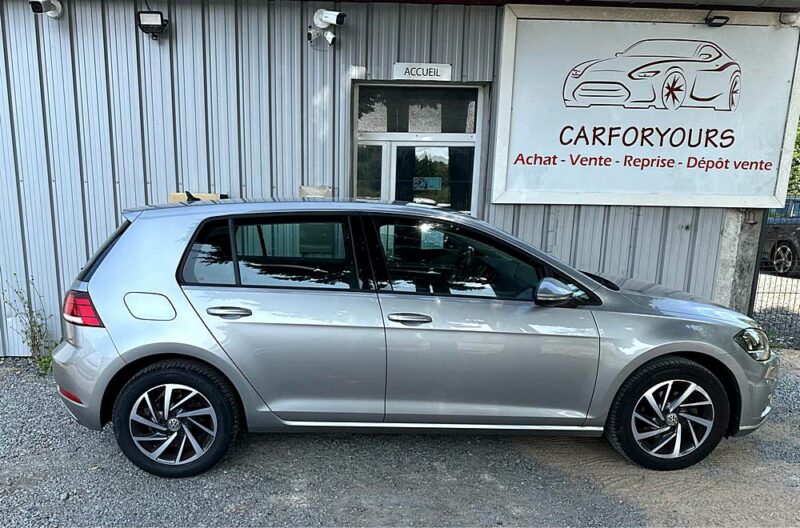 VOLKSWAGEN GOLF 2017