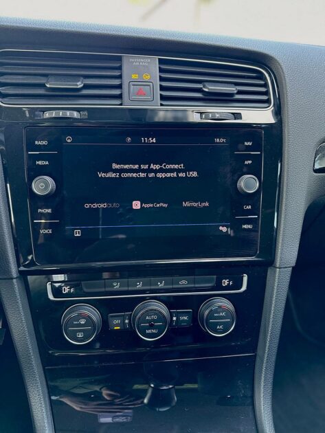 VOLKSWAGEN GOLF 2017