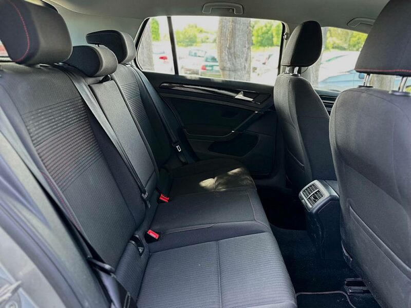 VOLKSWAGEN GOLF 2017