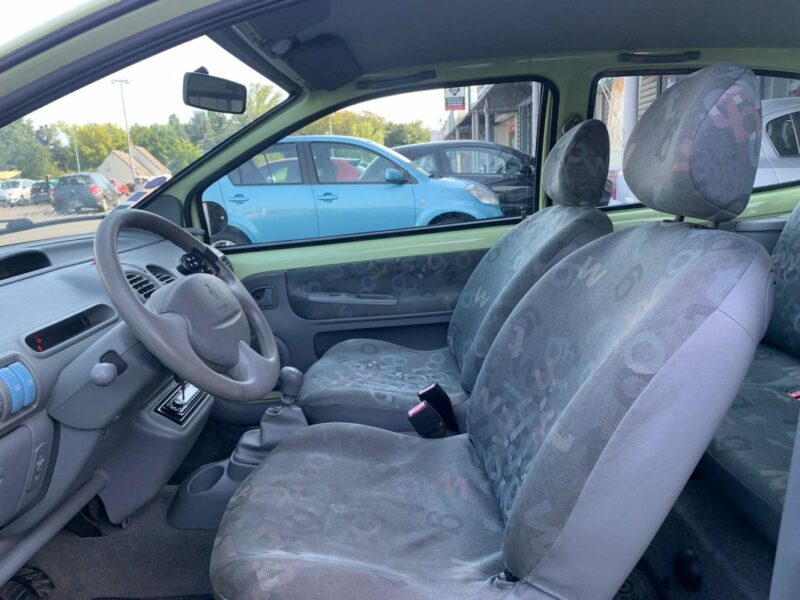 RENAULT TWINGO 2005
